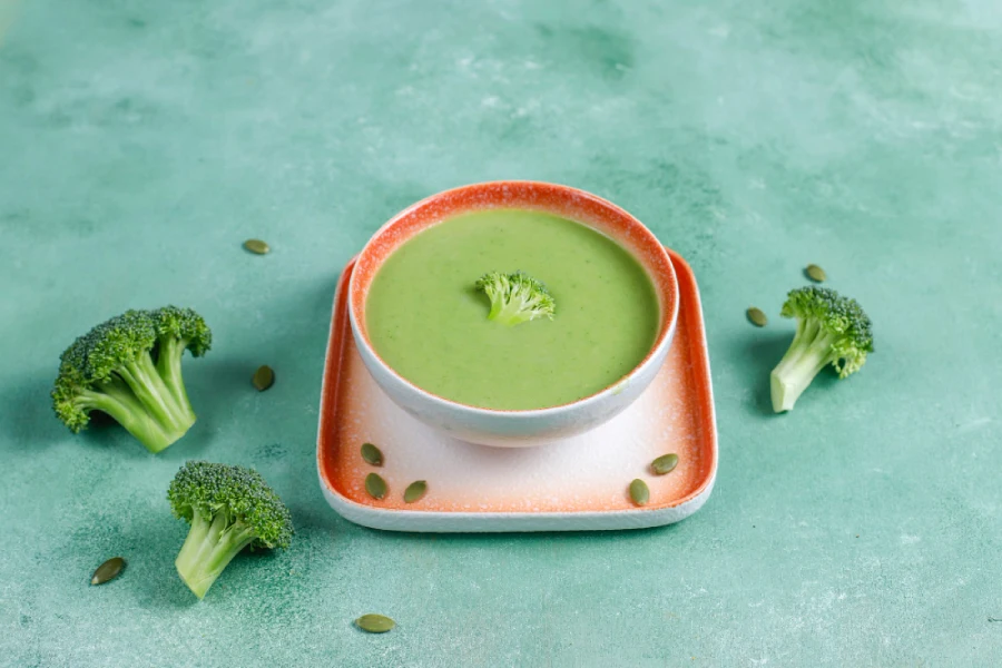 deliciosa sopa crema brócoli casera verde